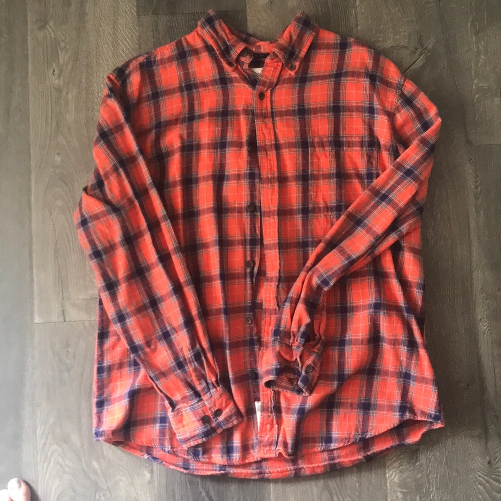 St. John’s Bay long sleeve button up flannel